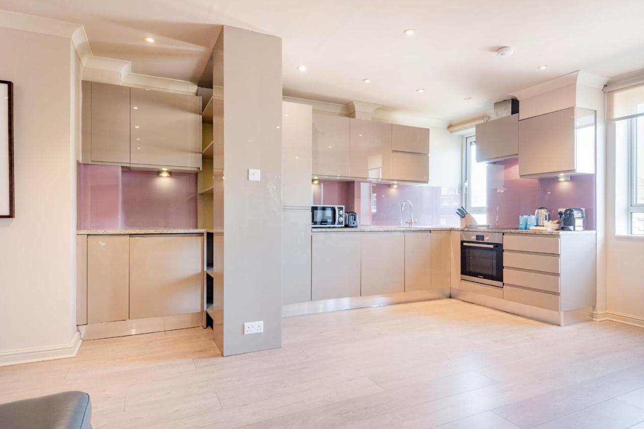 Stunning 3-Bedroom In The Heart Of London With Parking-Hosted By Sweetstay Londres Exterior foto
