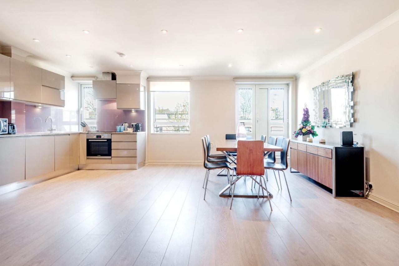 Stunning 3-Bedroom In The Heart Of London With Parking-Hosted By Sweetstay Londres Exterior foto