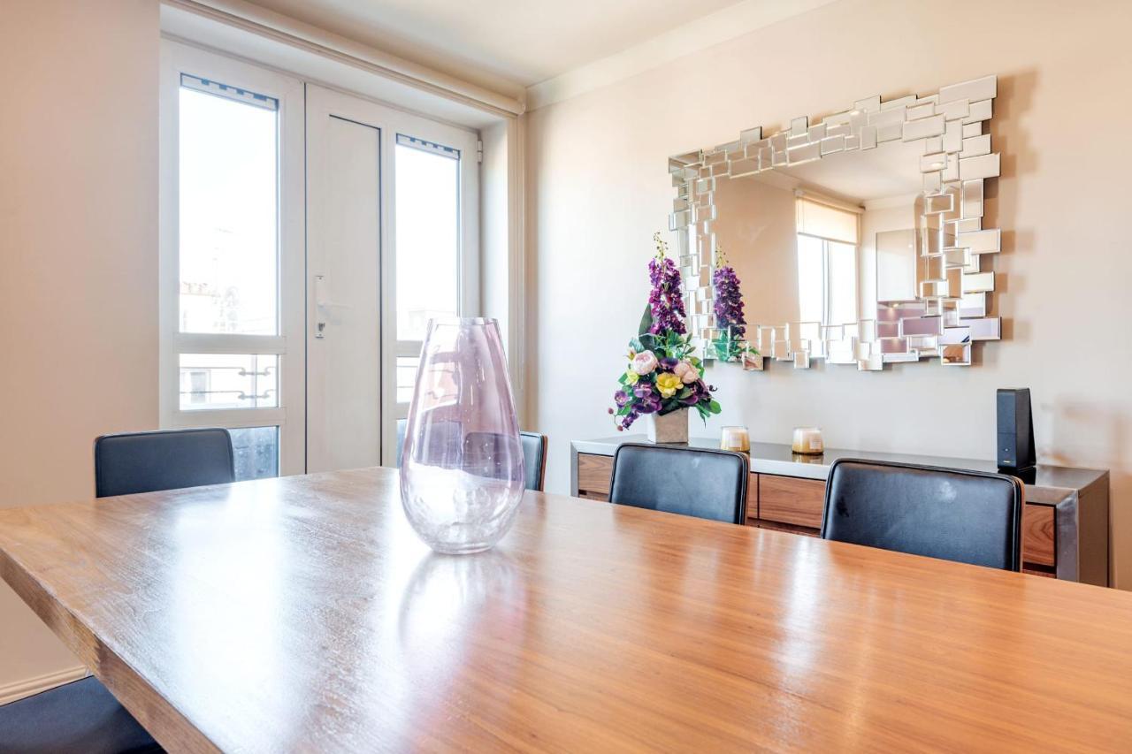 Stunning 3-Bedroom In The Heart Of London With Parking-Hosted By Sweetstay Londres Exterior foto